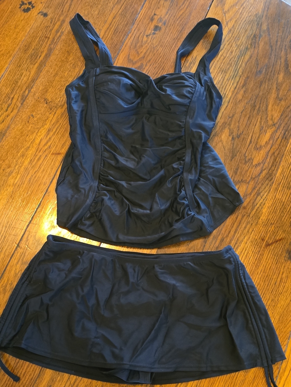 Merona Black Tankini Top with Skirted Swim Bottom
